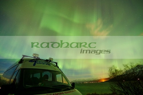 guided tour aurora hunter minibus under northern lights aurora borealis