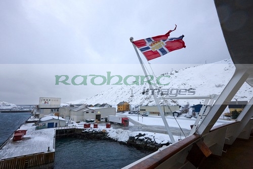 Norwegian post flag on ship in Havoysund