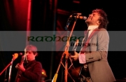 BELFAST,-UNITED-KINGDOM-_-AUGUST-11:-Steven-Drozd-Wayne-Coyne-focus-the-Flaming-Lips-performs-at-day-one-Belsonic-at-Custom-House-Square-on-August-11,-2008-in-Belfast,-Northern-Ireland.