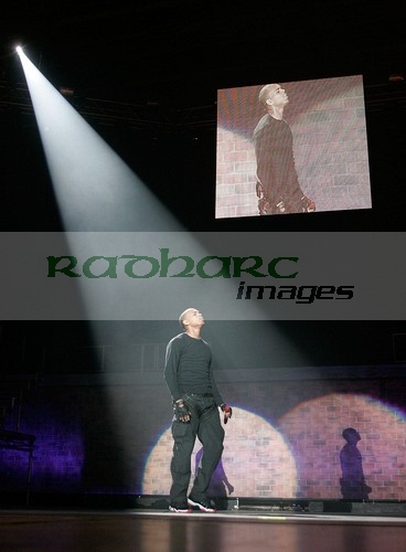 BELFAST,-UNITED-KINGDOM-_-JANUARY-06:-Chris-Brown-performs-at-Odyssey-Arena-on-January-6,-2009-in-Belfast,-Northern-Ireland