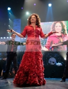 BELFAST,-UNITED-KINGDOM-_-SEPTEMBER-08:-Gloria-Estefan-performs-at-Odyssey-Arena-on-September-8,-2008-in-Belfast,-Northern-Ireland