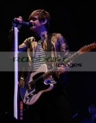 BELFAST,-UNITED-KINGDOM-_-JANUARY-23:-Tom-Chaplin-Keane-performs-at-Odyssey-Arena-on-January-23,-2009-in-Belfast,-Northern-Ireland.