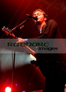 Tom-Smith-the-Editors-in-concert-at-Tennents-Vital-Belfast-August-23rd-2006