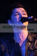 BELFAST,-UNITED-KINGDOM-_-DECEMBER-14:-Danny-ODonaghue-The-Script-performs-at-St-Georges-Market-on-December-14,-2008-in-Belfast,-Northern-Ireland