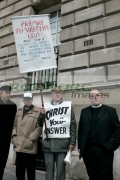 Religious-anti-gay-protestors-outside-the-Gay-Wedding-Shannon-Sickels-Grainne-Close-under-the-UKs-new-civil-partnership-laws,-Belfast-City-Hall,-Belfast,-Northern-Ireland