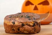 Irish-barmbrack-fruit-bread-traditionally-made-around-halloween-samhain