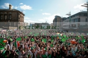 crowd-revellers-at-the-st-patricks-day-concert-carnival-in-custom-house-square-belfast-northern-ireland