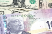 canadian-us-dollar-banknotes