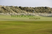 hole-flag-pole-on-green-on-an-irish-links-golf-course