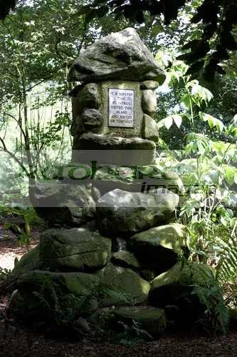 st-patricks-stone-on-coney-island-lough-neagh-northern-ireland-uk