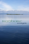 small-roes-island-one-the-many-flat-shallow-areas-lough-neagh-northern-ireland-uk
