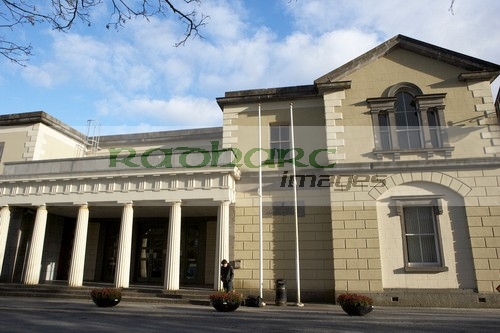 courthouse-on-the-mall-castlebar-county-mayo-republic-ireland