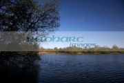 lough-ross-county-monaghan-republic-ireland-eire-this-coarse-fishery-lake-straddles-the-northern-ireland-border-with-the-northern-shore-in-northern-ireland