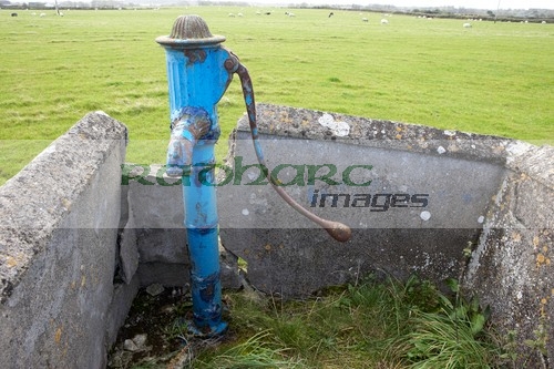 old-painted-manual-water-pump-field-supply-easkey-county-sligo-republic-ireland