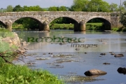 old-stone-bridge-over-the-river-derg-in-castlederg-county-tyrone-northern-ireland-uk