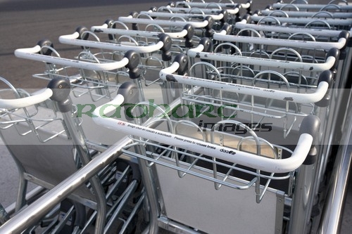 airport-baggage-luggage-trolleys-dublin-airport-republic-ireland-europe