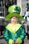 young-boy-dressed-as-leprechaun-at-the-parade-carnival-on-st-patricks-day-belfast-northern-ireland